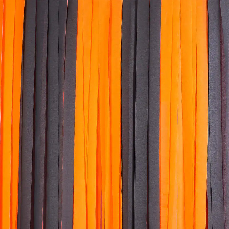 Black & Orange Streamers Halloween 2024