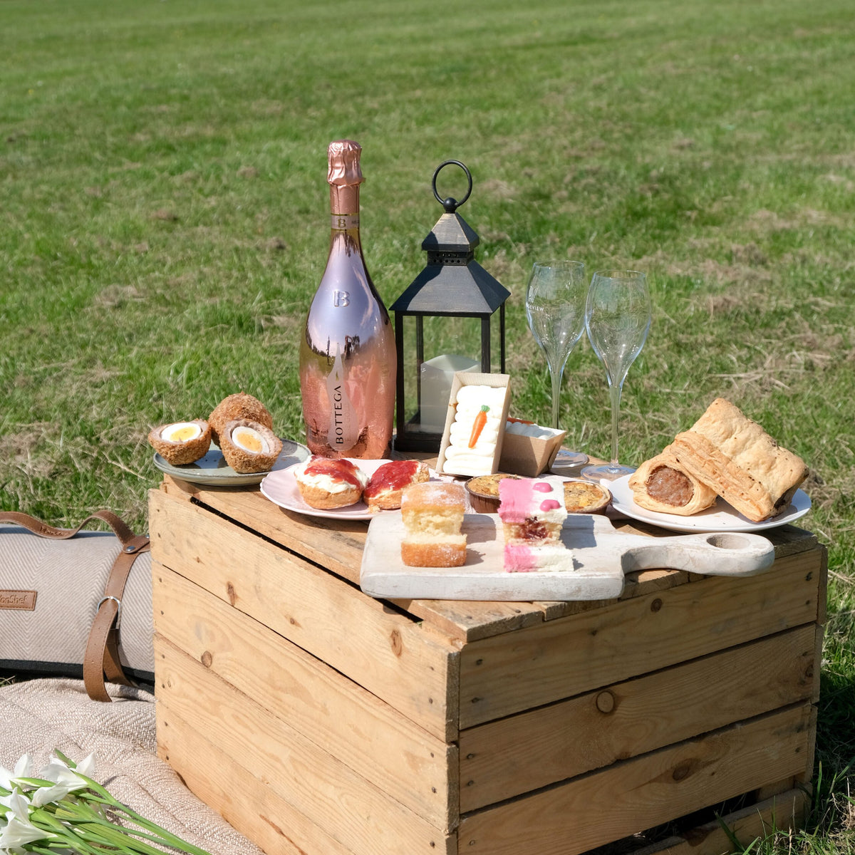 Boozy Afternoon Tea for Two – Piglet's Pantry Gift Voucher Piglets Pantry