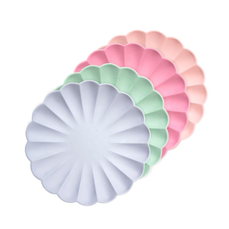 Small Multicolour Compostable Scalloped Party Plates (x8)
