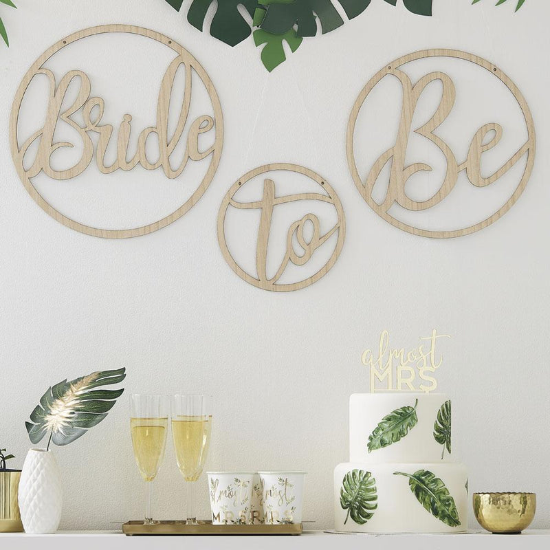 Botanical Wooden 'Bride' 'To' 'Be' Hoops (x3)