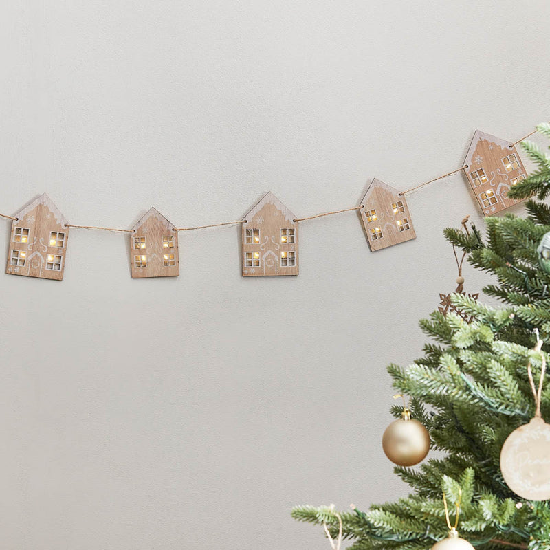 Light Up Wooden House Bunting (2m)