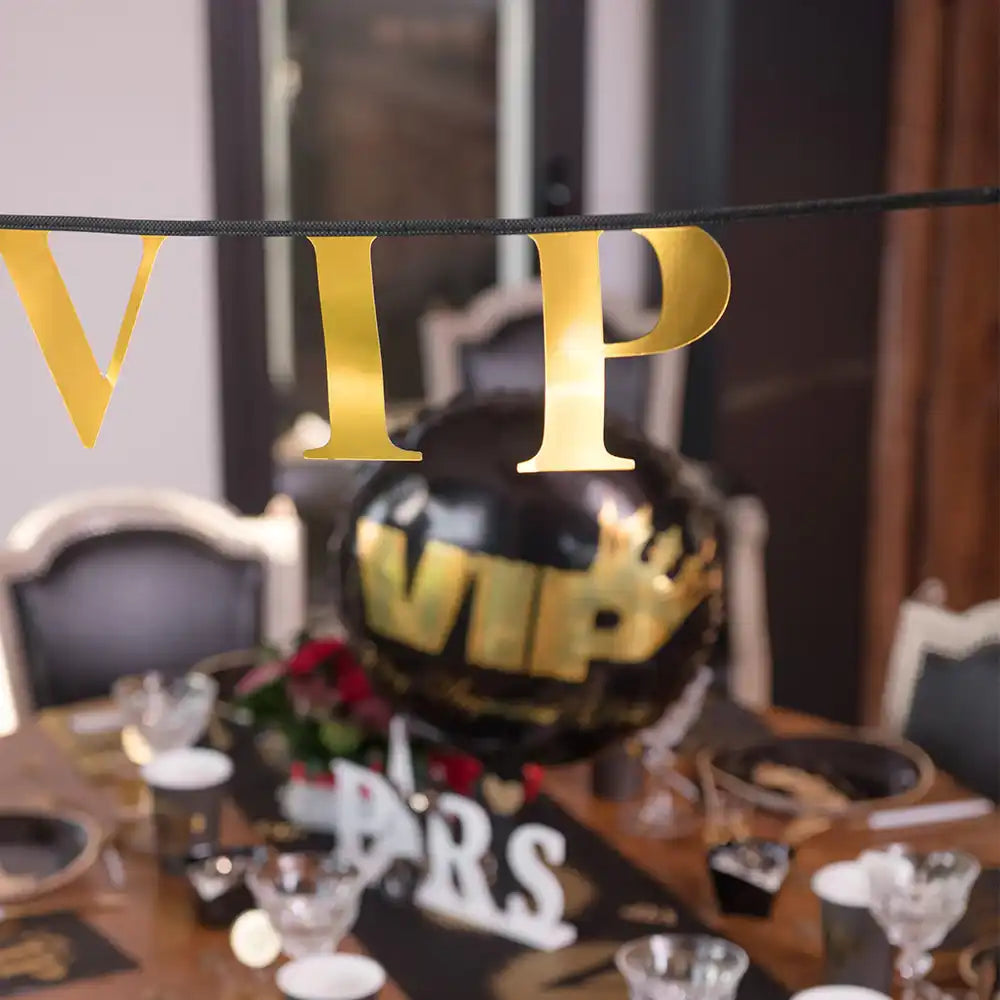 VIP Party - Metallic Crowned Bunting General Party