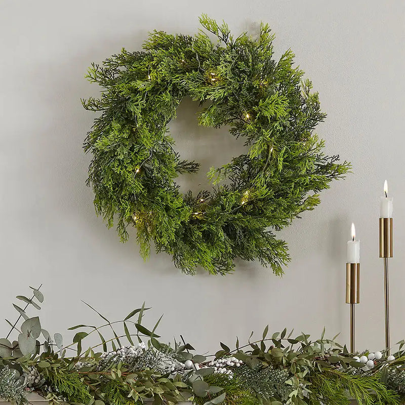 Cedar Pine Foliage Wreath with Lights Christmas 2024