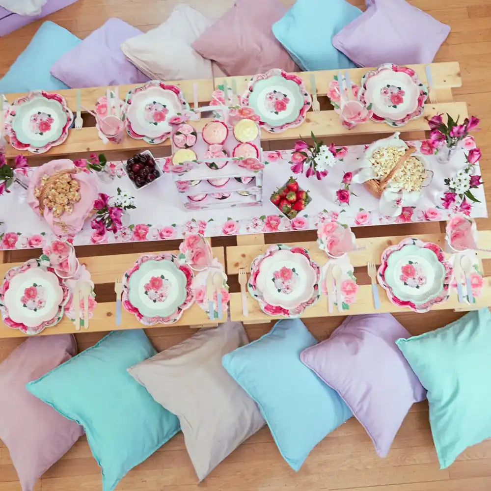 A Very English Rose Table Set (x8) Owned Brand